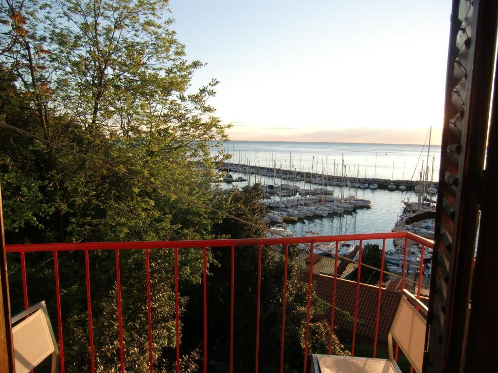 Hotel Mignon Trieste Exterior foto
