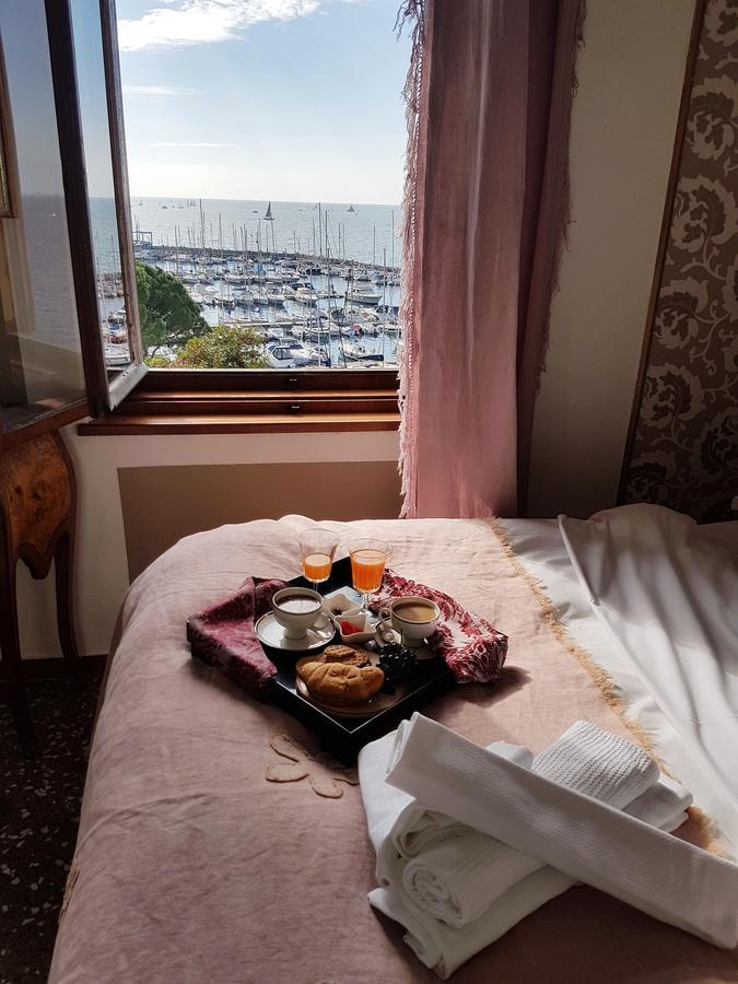 Hotel Mignon Trieste Exterior foto