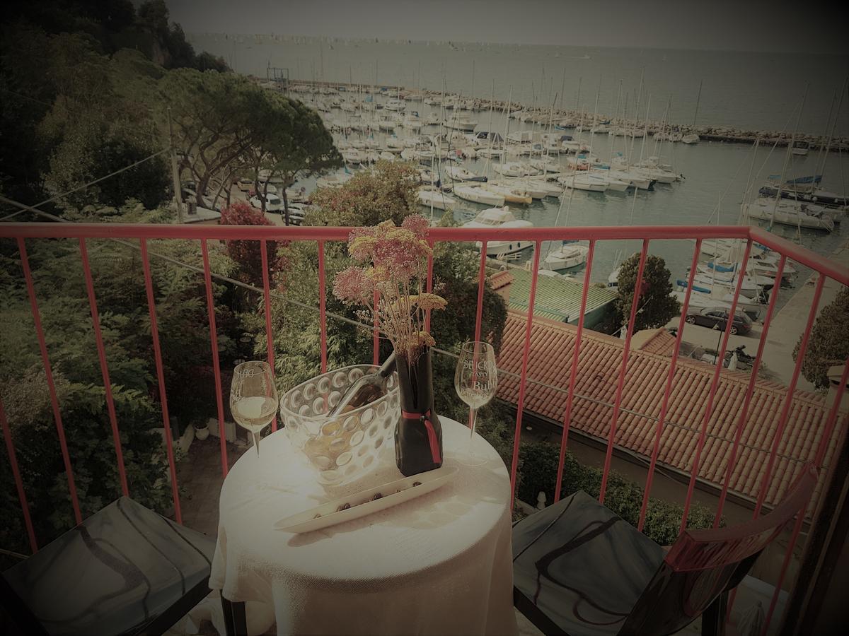 Hotel Mignon Trieste Exterior foto